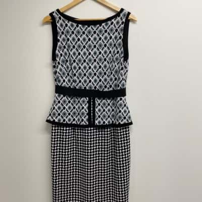  Womens  Size 12 Bodycon Dress Black  / Pattern / White 
