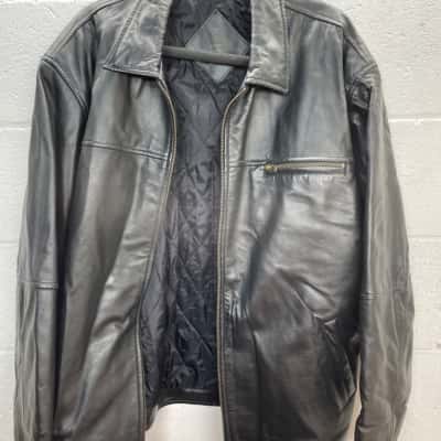  Mens  Size XL Leather Jacket Black  
