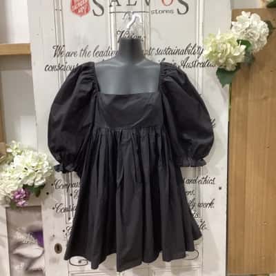 Pink Diamond Brand!  Womens  Size 6 Babydoll Dress / Mini Dress / Off The Shoulder Dress / Short Sleeve Dress  Black  