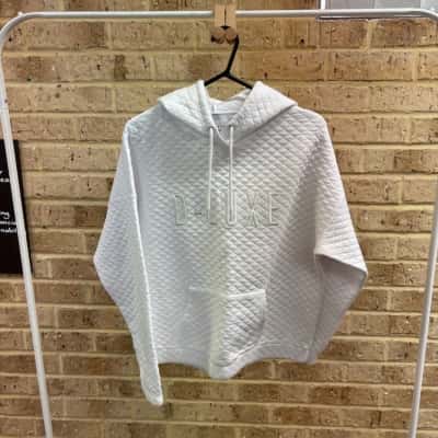 D-Luxe / Decjuba Womens white quilted hoodie Size L 