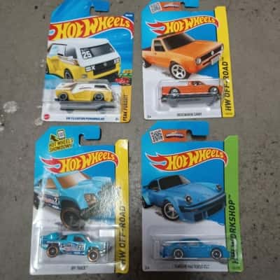 Hot Wheels Assorted x 4