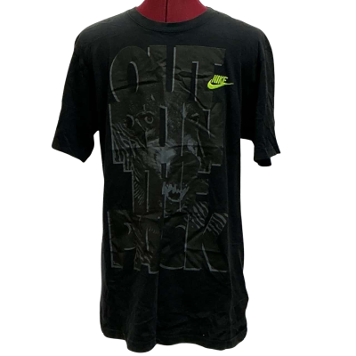 Nike Mens  Size M Short Sleeve T-shirt Black  / Pattern 
