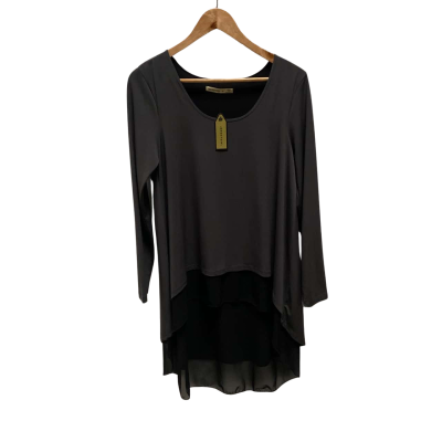 Jersey Girl Womens  Size 10 Grey Top