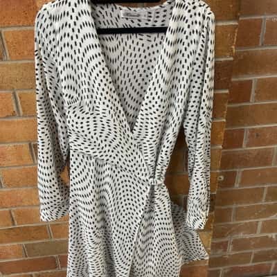 Miracle Womens  Size 12 Midi Dress Black  / Pattern / White 