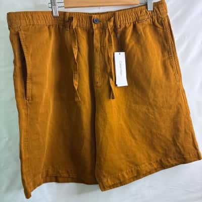 Calvin Klein Mens Size XXL Cargo Shorts Brown BNWT 
