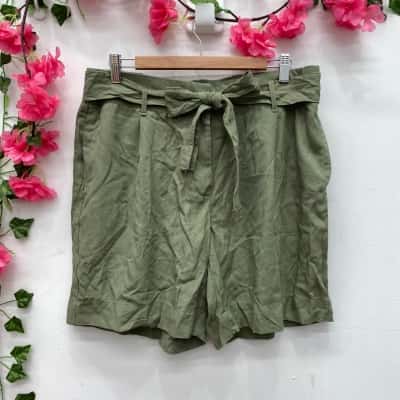 Katies Womens Shorts Size 14 Green 