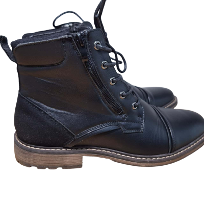 Davinci Boots - size 7 