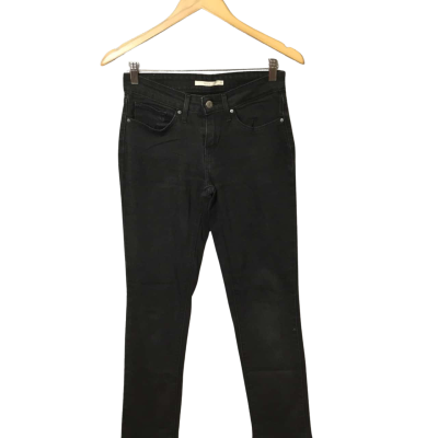 Women’s Size 27 Black Levi’s Slim Fit Jeans 