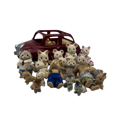 Sylvanian Village Car and Families Bundle