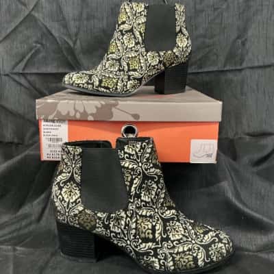 Taking Shape Womens  Size 42 Boots Black  / Gold 