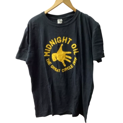  Midnight Oil 2017  concert Mens  Size XL Short Sleeve T-shirt E