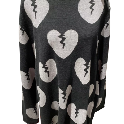 Dangerfield Womens  Size 12 Pullover Black  / Grey 