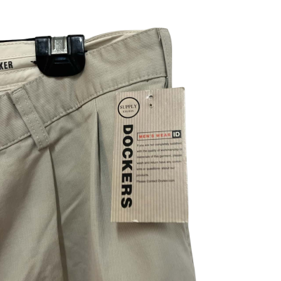 Dockers Mens  Size 38 Beige New