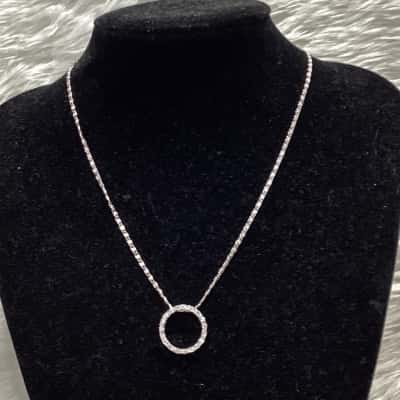  Women's Silver tone Necklace & Pendant