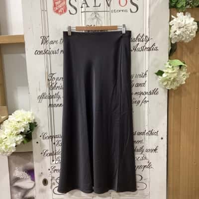 Zara Brand! STUNNING SILKY SMOOTH MAXI SKIRT! Womens  Size S Maxi Skirt Black  