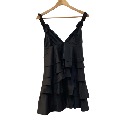 BNWT BWLDR Womens  Size 10 Party Dress Black  