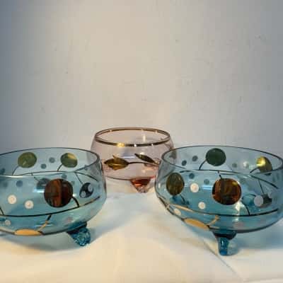Decorative Bowls with Feet 