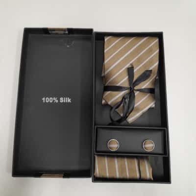  Mens Beige / Black  / Striped Tie and Cuff link set