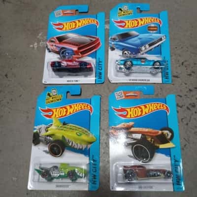 Hot Wheels City x 4