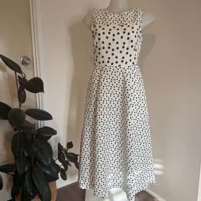 Hi There by Karen Walker. Linen Blend Spot Dress.  Size 8 