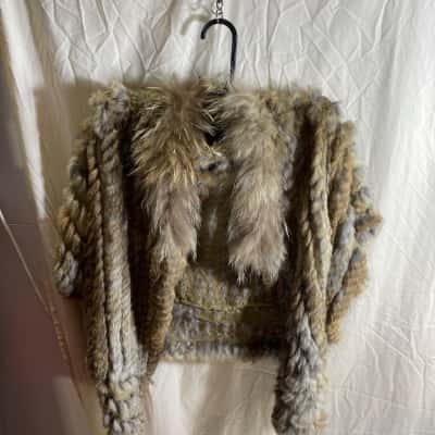 Fate Womens  Size 10 Fur Coat 