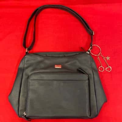 Cabrelli Womens Green Bag 
