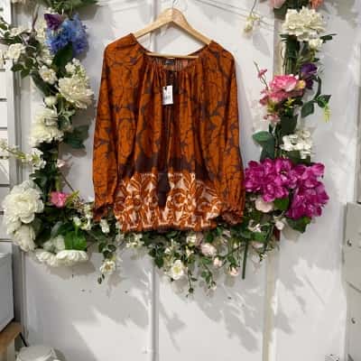 Picnic Womens  Size 12 / 14 Long Sleeve Top Brown / Floral / Orange