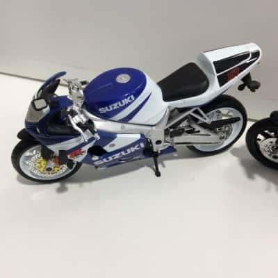 Die-cast motorcycles