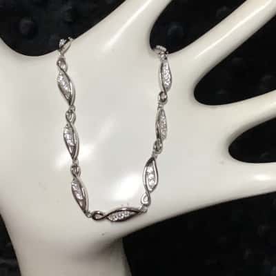 Womens S/Silver Bracelet with Diamantes