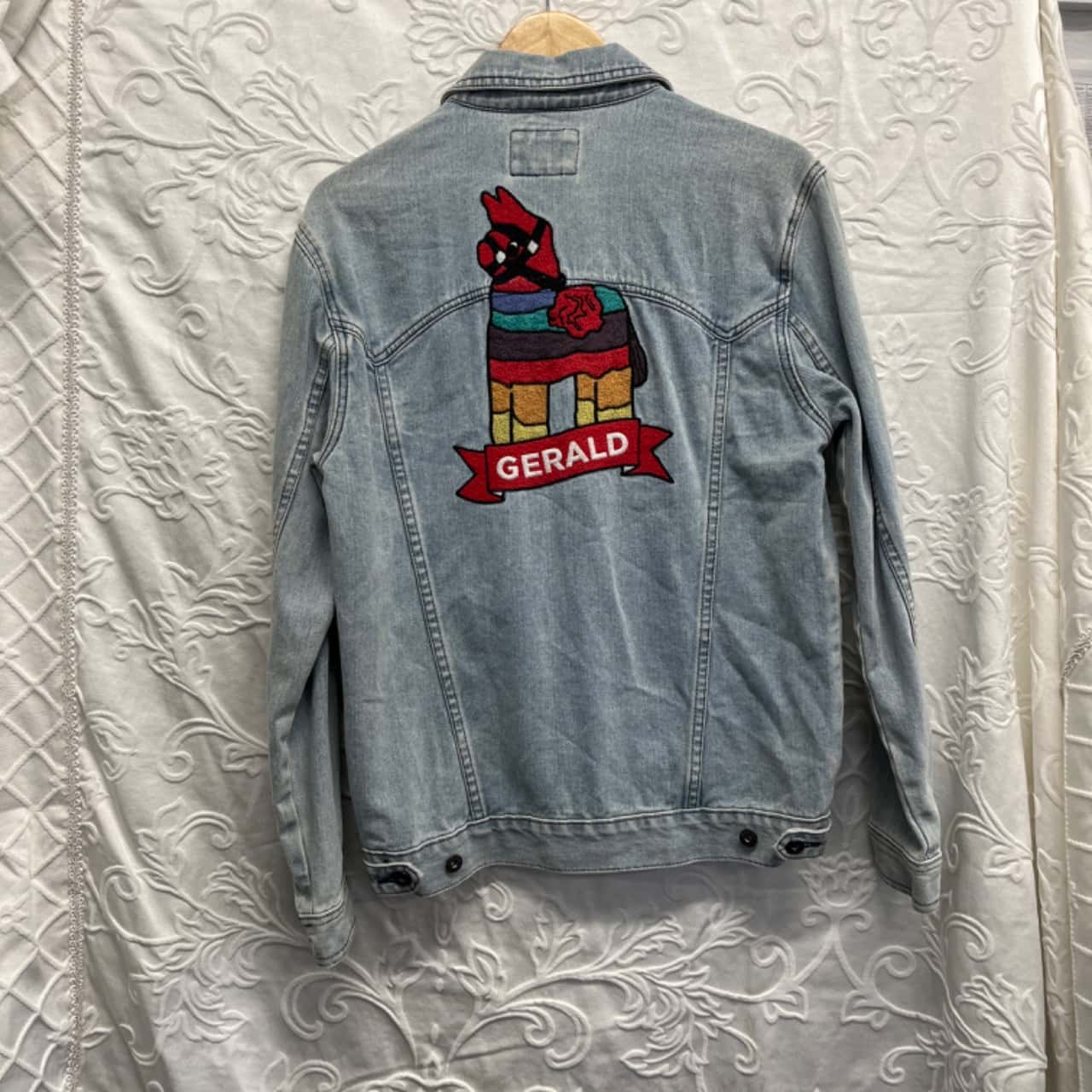 BNWT Barney Cools Mens Gerald Denim Jacket. Size M. (s) - New With 