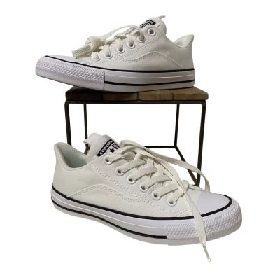 Converse All Star Size 6 White / Black