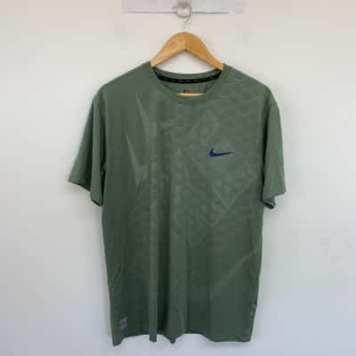 Dri Fit / Nike Green Sport T-shirt Size XXXL 