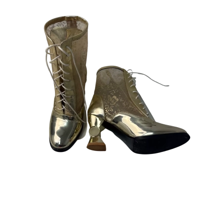 Unique  Size 38 Boots Gold 