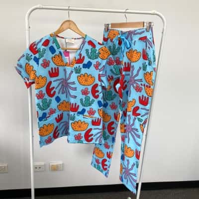Gorman Print Coral Buds Scrub Set Size XS 