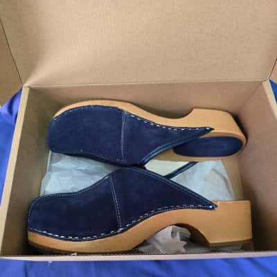  Womens Love of clogs  Size 40  Navy Blue 