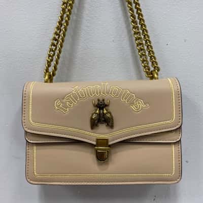 BNWOT Lyn fabulous Bee Womens Small Handbag / Shoulder Bag Beige / Gold 