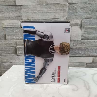 Onepunchman figurine 