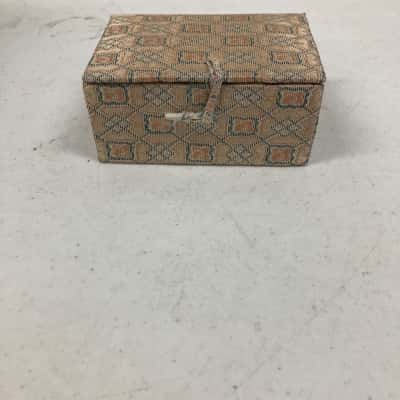 Vintage Chinese Reverse Painted Glass Snuffer Bottle 