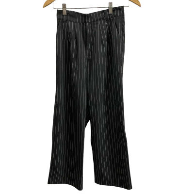 Perfect Stranger Womens  Size 6 Stay With Me Pant Black Pinstripe 