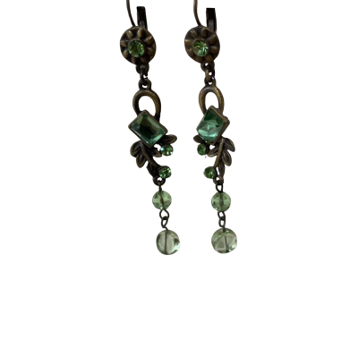 Vintage-look Pierced Earrings Green Stones Bronze Metal 