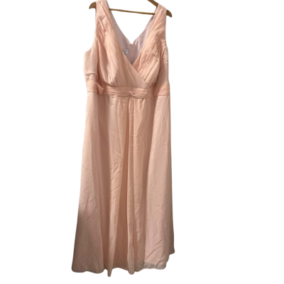 BNWT Pearl Pink Formal Dress - Size 26
