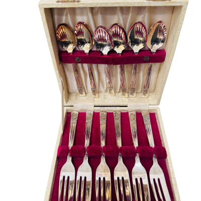 Vintage 12-Piece Dessert/Fruit Cutlery Set – EPNS gold Plate – Made in England