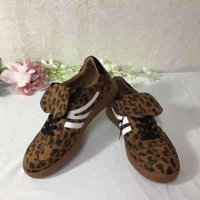 Betts Wider Fit Butterscotch Womens Size 8 Brown / Black Leopard Print Lace up Sneakers (new)