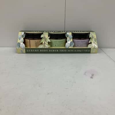 She Aromatherapy Australia Pure Organics Set Of 3 Luxury Body Trio