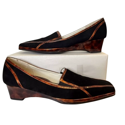 Amalfi Womens  Size 11 Flats Black  / Brown 