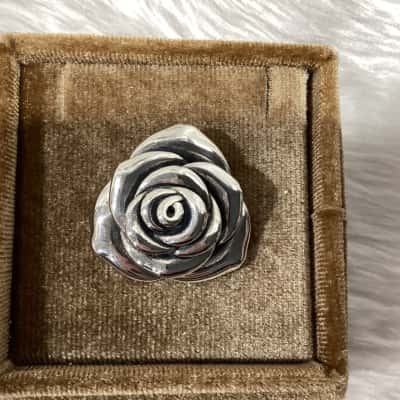  Womens Sterling Silver Rose Pendant 