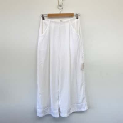 Tussah White Loose Fit Pants  Size 10 
