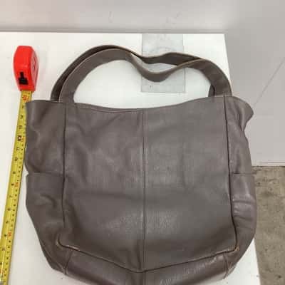 Isabella Bacci  Womens large grey leather bag 