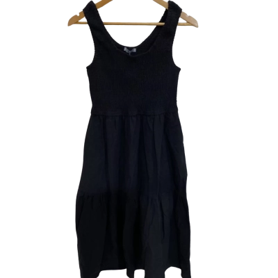 Katies Womens Size 8 Smocked Maxi Dress Black  