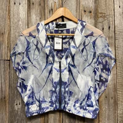 Cue Womens  Size 14 sheer silk top/zip up jacket 